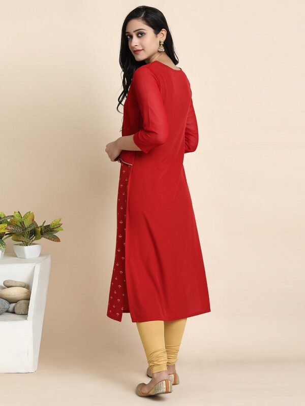 Maroon Poly Crepe Floral Print Straight Kurta - Image 4